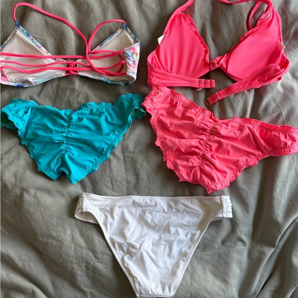 Victoria’s Secret - Picture 2 of 6